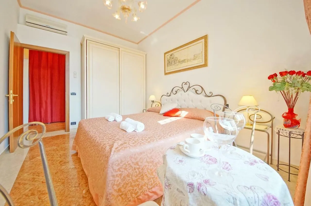 Dolcevita Apartments N 315 Venice 0*,  Italy